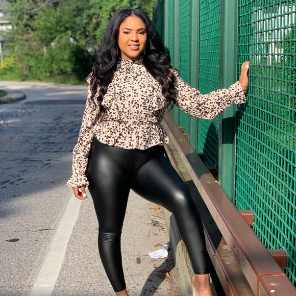 Animal Print Ruffled Top - Picture 2 of 4